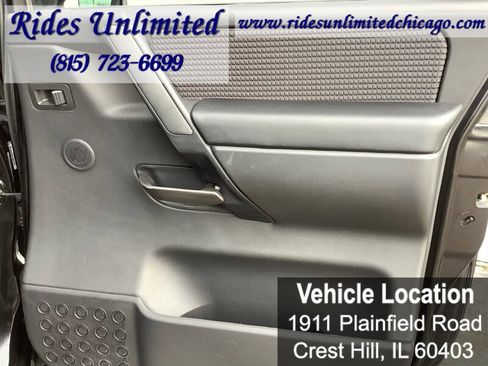 Used 2010 Nissan Titan SE w/ SE Value Truck Pkg image 26