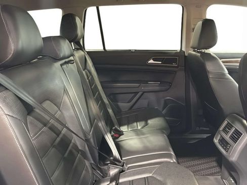 Used 2018 Volkswagen Atlas SEL Premium AWD/4WD image 12