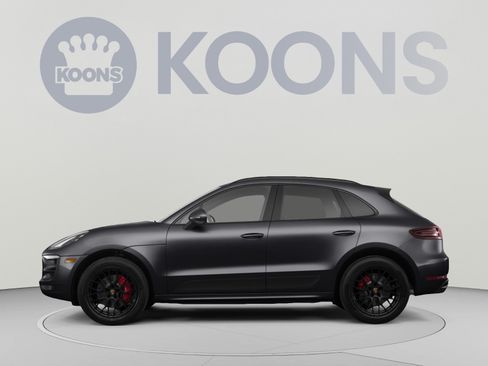 Used 2017 Porsche Macan GTS AWD/4WD image 2