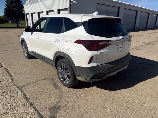 Used 2021 Kia Seltos LX AWD/4WD image 8
