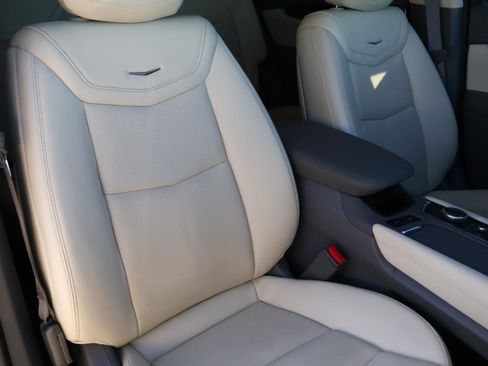 Used 2024 Cadillac XT6 Premium Luxury w/ Technology Package image 15