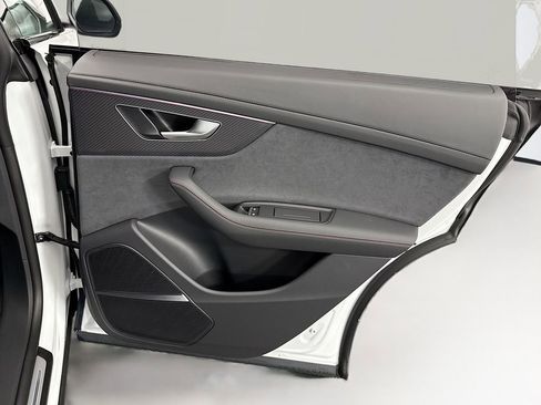 New 2026 Audi Q8 Prestige image 27
