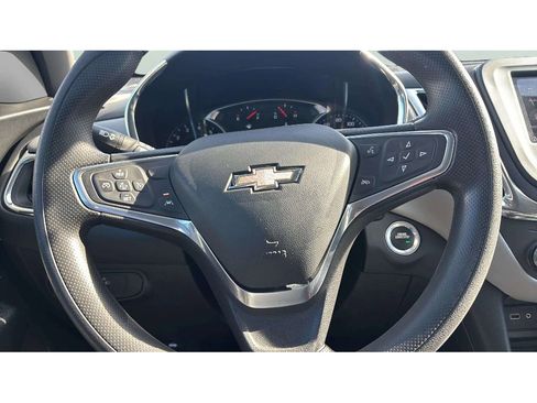 Used 2023 Chevrolet Equinox LS w/ LS Convenience Package FWD image 14