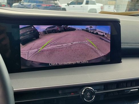 Used 2025 Nissan Murano SV image 33