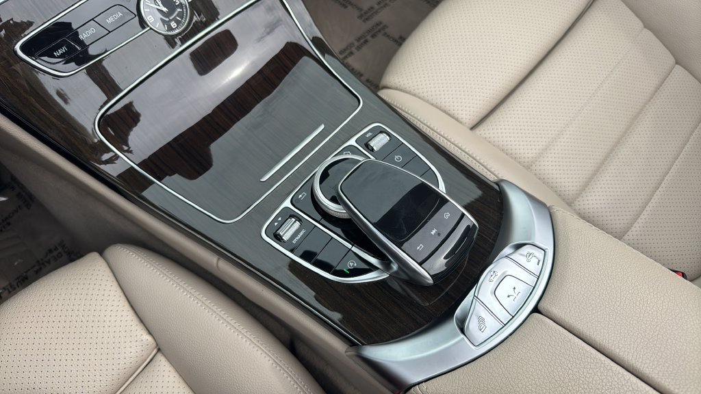 Used 2019 Mercedes-Benz C 300 4MATIC Cabriolet w/ Multimedia Package image 35