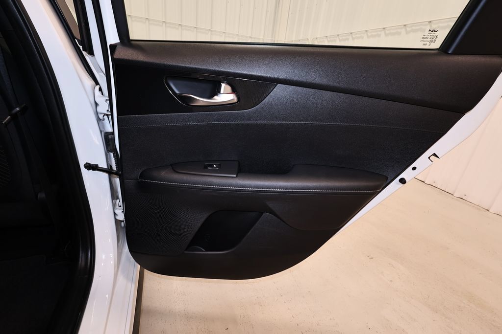 Used 2022 Kia Forte GT-Line w/ GT-Line Premium Package FWD image 15