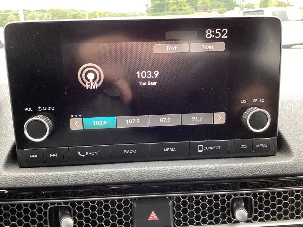Used 2022 Honda Civic LX image 3