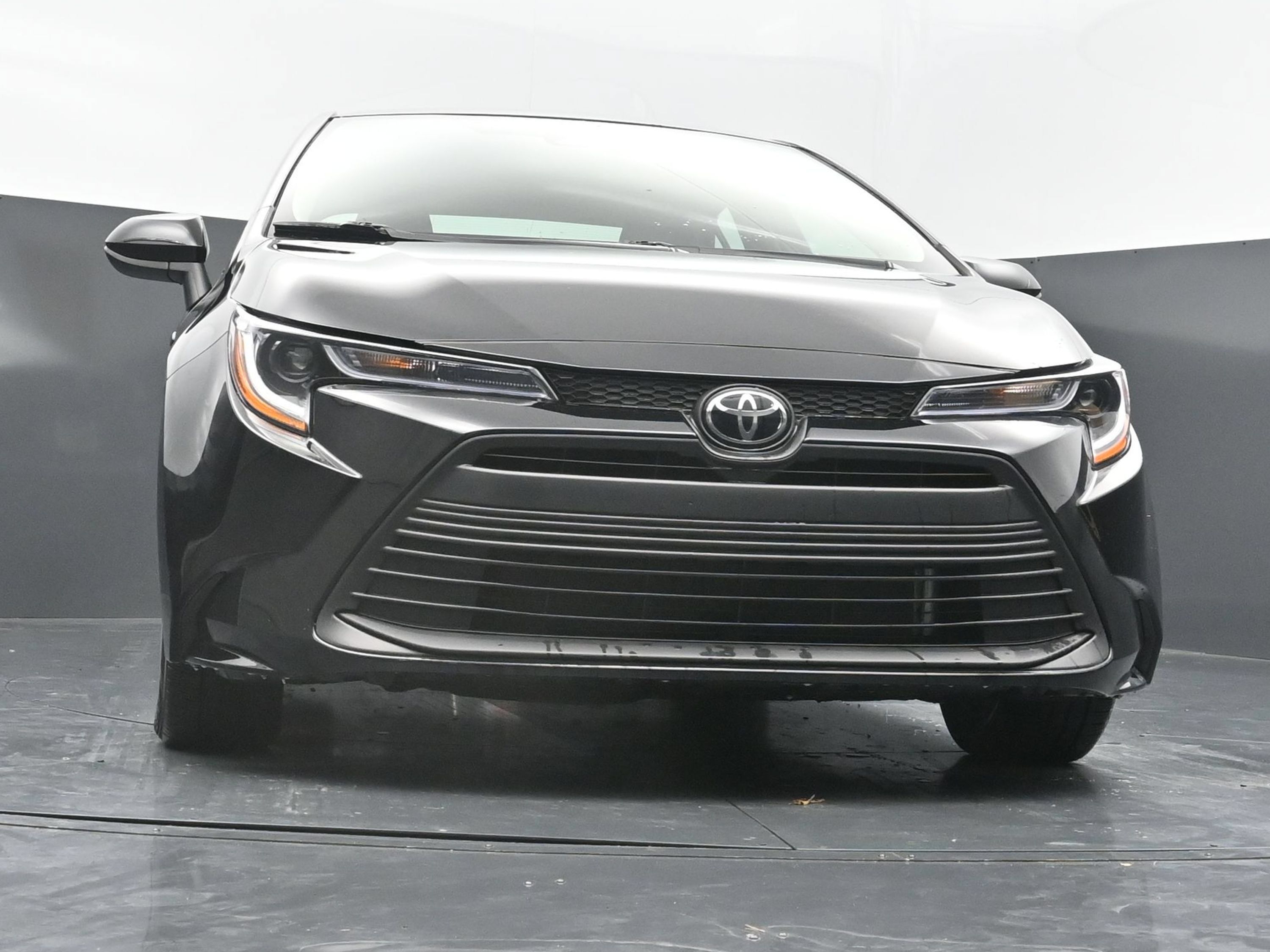 Used 2026 Toyota Corolla LE FWD image 42