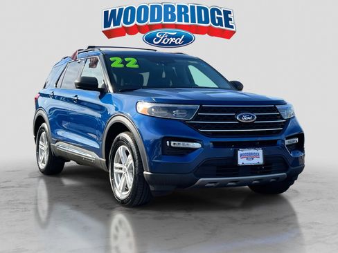 Used 2022 Ford Explorer XLT w/ Equipment Group 202A image 1