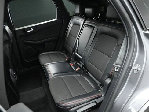 Used 2024 Ford Escape ST-Line image 15