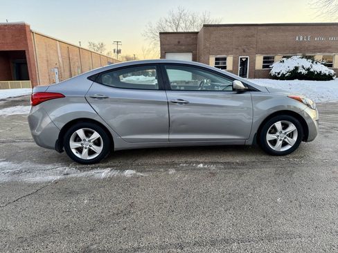 Used 2013 Hyundai Elantra GLS w/ Preferred Pkg image 7
