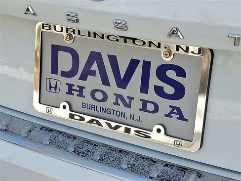 Used 2022 Volkswagen Passat 2.0T SE image 30