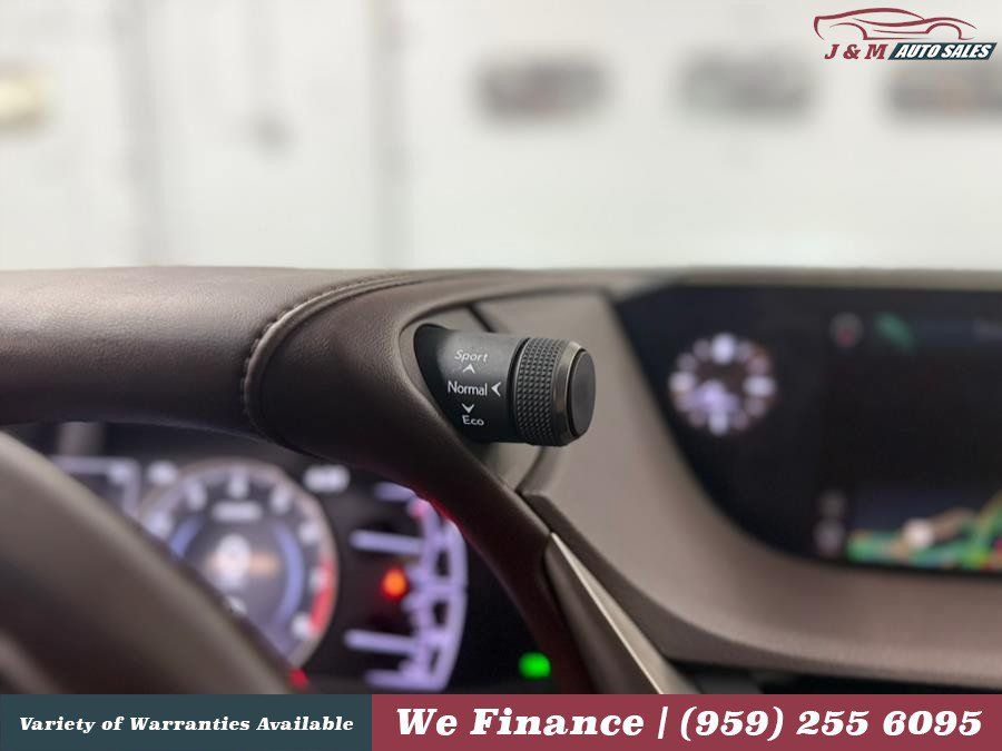 Used 2019 Lexus ES 350 w/ Premium Package FWD image 28