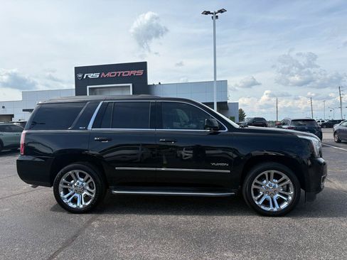 Used 2017 GMC Yukon SLT w/ Premium Edition AWD/4WD image 15