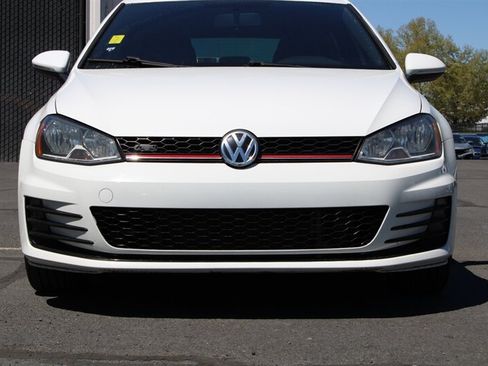 Used 2017 Volkswagen GTI S FWD image 4