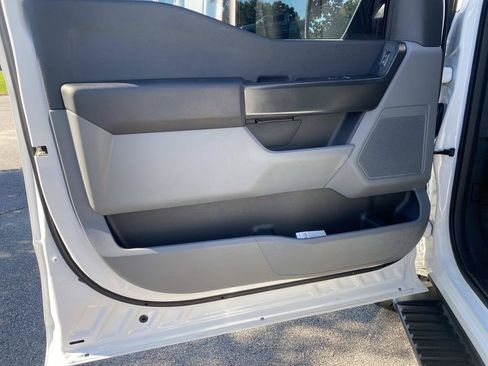 Used 2025 Ford F150 XL AWD/4WD image 14