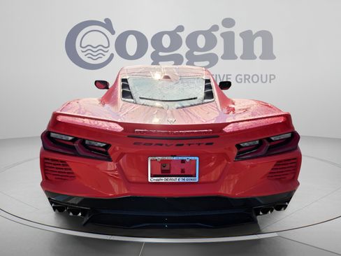 Used 2024 Chevrolet Corvette Stingray Preferred Cpe w/ Z51 Performance Package RWD image 4
