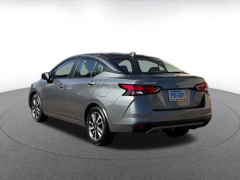 Used 2025 Nissan Versa SV image 11