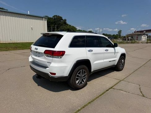 Used 2021 Jeep Grand Cherokee Limited w/ Luxury Group II AWD/4WD image 3