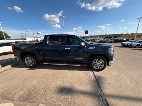Used 2022 GMC Sierra 1500 SLT AWD/4WD image 10