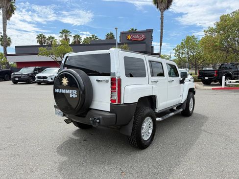 Used 2009 HUMMER H3 AWD/4WD image 3