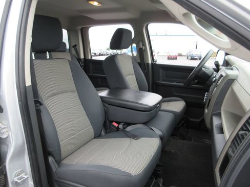 Used 2009 Dodge Ram 1500 Truck SLT RWD image 19