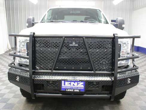 Used 2017 Ford F250 XLT AWD/4WD image 39