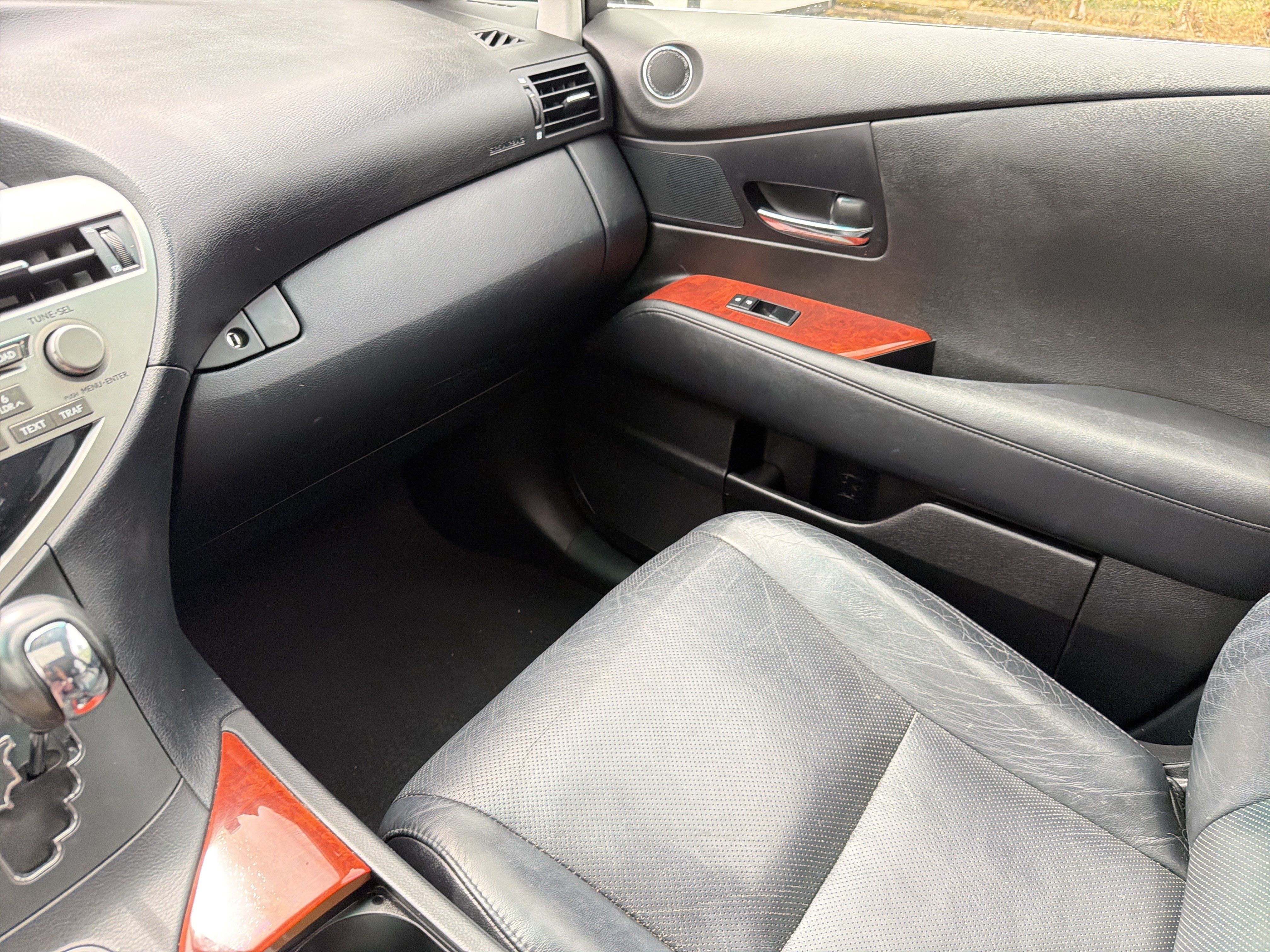 Used 2010 Lexus RX 350 AWD image 25