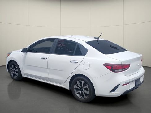 Used 2022 Kia Rio S w/ Technology Package FWD image 5