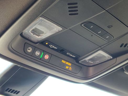 Used 2023 Cadillac XT5 Luxury image 19