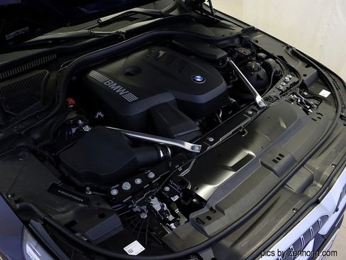 Used 2026 BMW 530i xDrive w/ Premium Package image 39