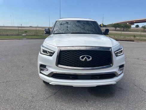 Used 2024 INFINITI QX80 Sensory AWD/4WD image 6