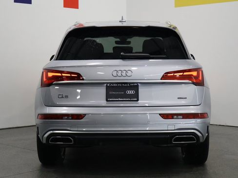 Certified 2025 Audi Q5 e Premium Plus w/ Premium Plus Package image 11