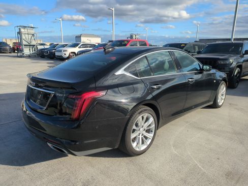 Used 2025 Cadillac CT5 Premium Luxury image 5