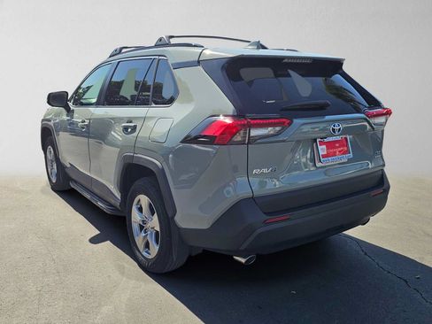 Certified 2023 Toyota RAV4 XLE w/ XLE Grade Weather Package AWD/4WD image 5