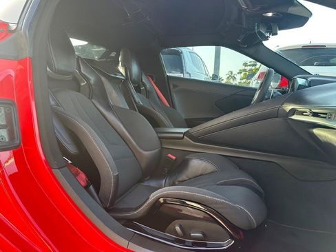 Used 2021 Chevrolet Corvette Stingray Coupe w/ 1LT RWD image 25