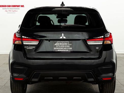 Used 2024 Mitsubishi Outlander Sport SE image 9