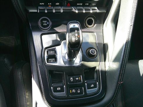 Used 2020 Jaguar F-TYPE Convertible image 30