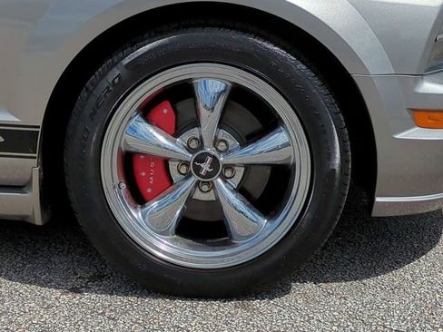 Used 2009 Ford Mustang GT image 11