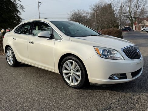 Used 2013 Buick Verano Leather image 2