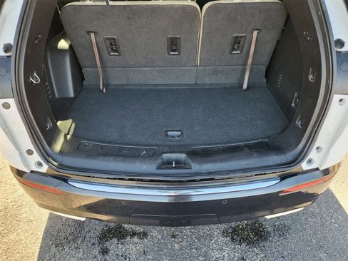 Used 2018 Buick Enclave Essence image 29