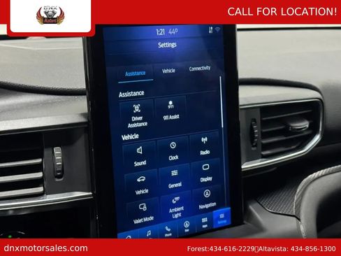 Used 2020 Ford Explorer Platinum w/ Premium Technology Package image 5