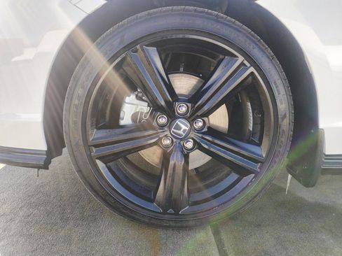 Certified 2025 Honda Accord Sport image 27