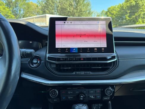 Used 2022 Jeep Compass High Altitude image 16