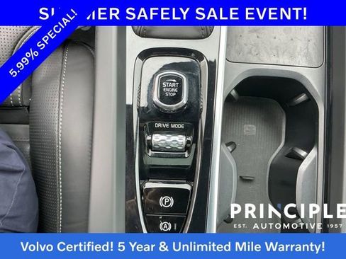 Certified 2025 Volvo XC60 T8 Ultra AWD/4WD image 21