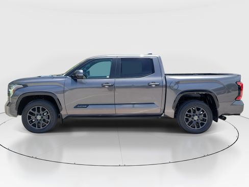 Used 2024 Toyota Tundra Platinum AWD/4WD image 6