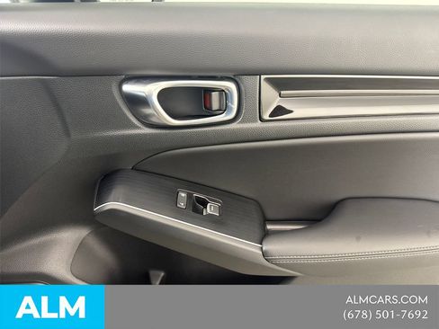 Used 2025 Honda Civic Sport image 18