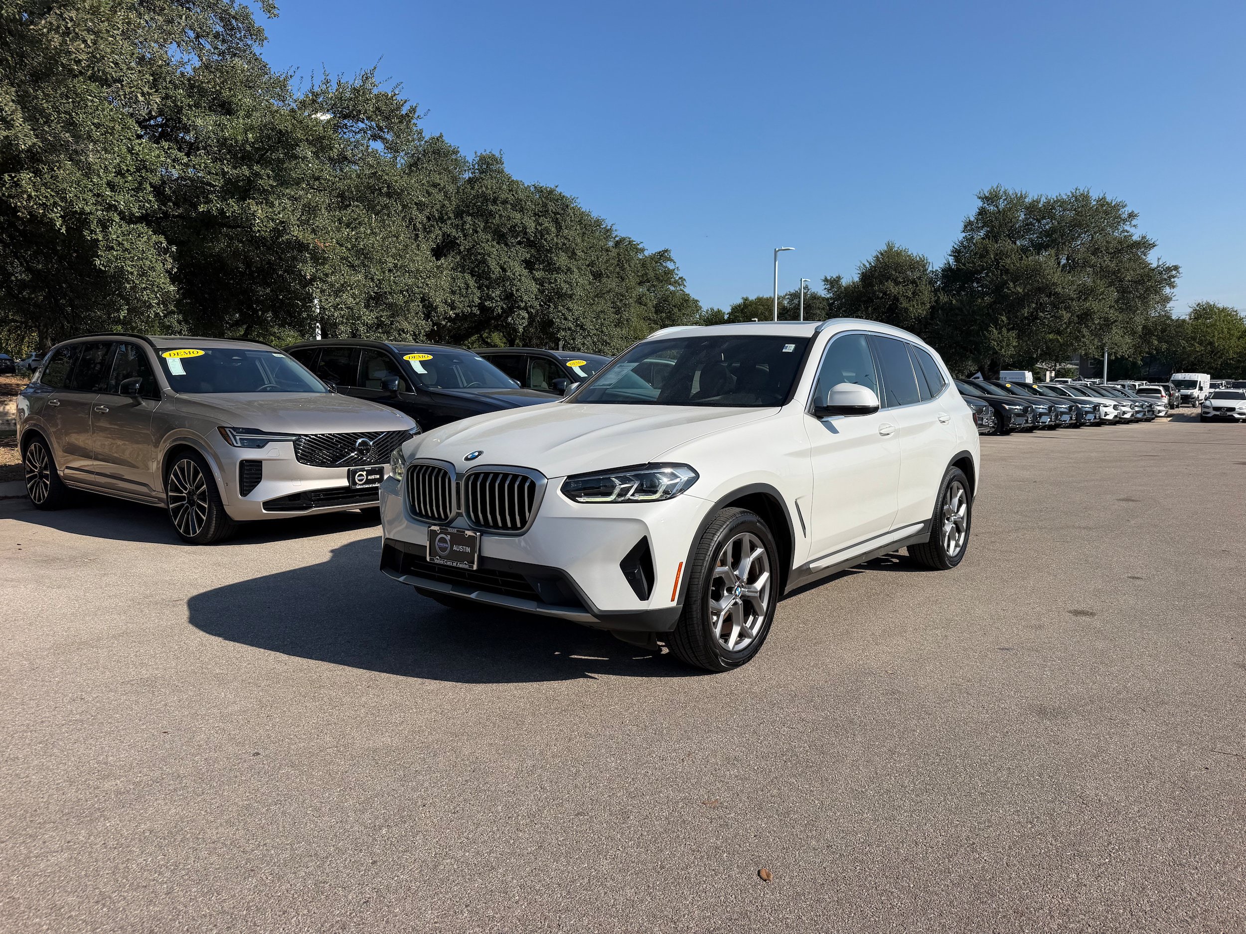 Used 2024 BMW X3 xDrive30i AWD/4WD image 2