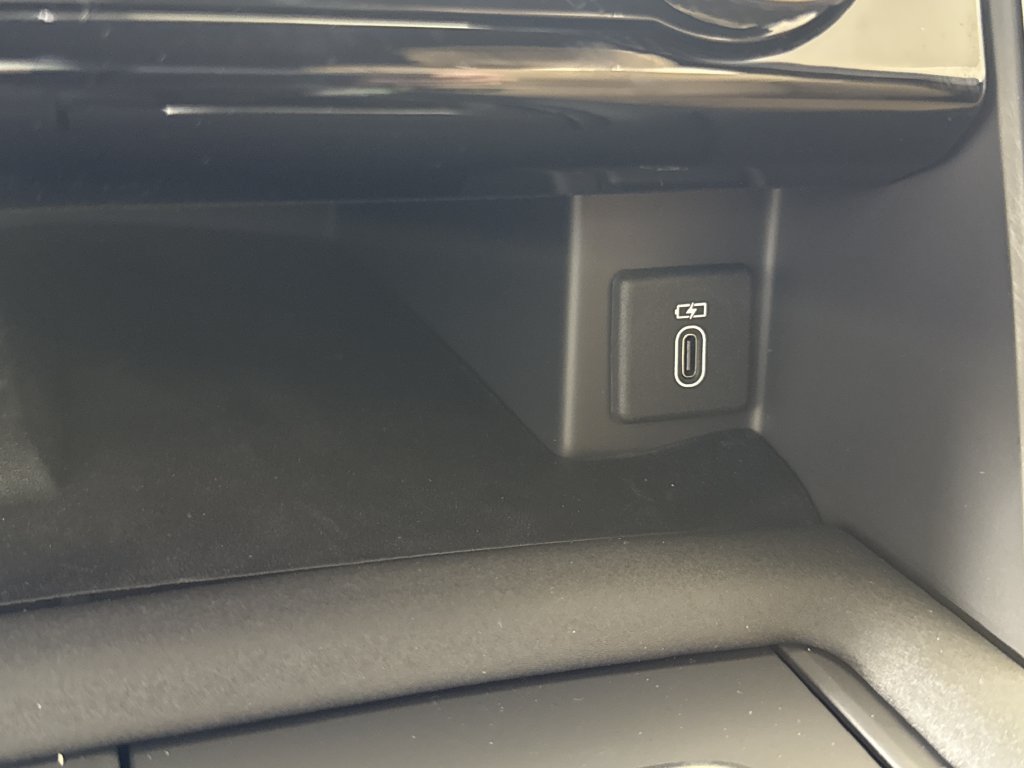 New 2026 Land Rover Discovery Dynamic SE AWD/4WD image 22