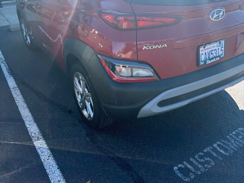 Used 2022 Hyundai Kona SEL AWD/4WD image 5